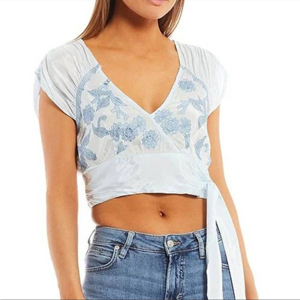 NWT Free People Sahara Floral Embroidered Crop size small